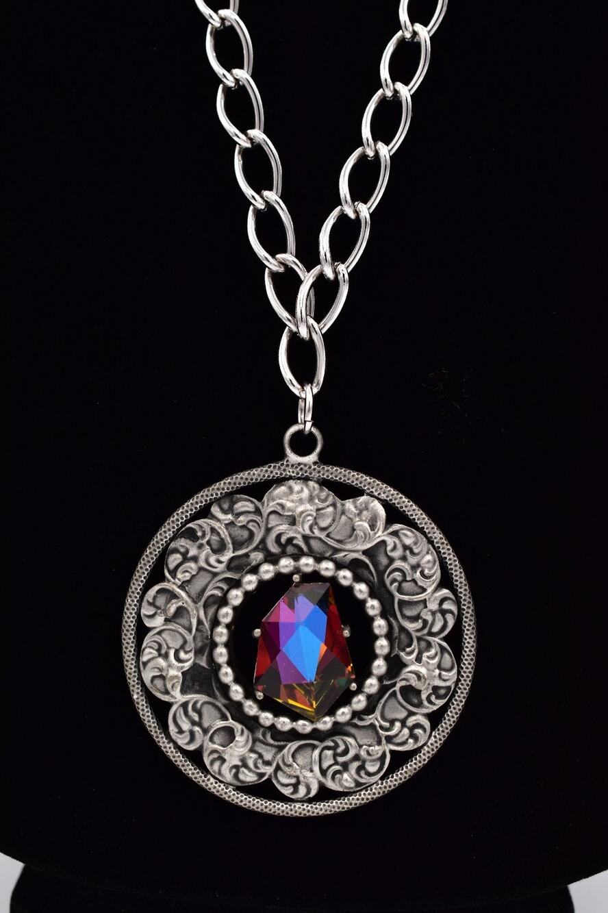 Swank Iridescent Crystal Silver Ornate Medallion Pendant Necklace Signed BinBH
